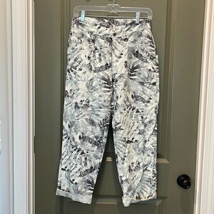 Chicos tropical print roll cuff pant. Non-stretch wide leg beachy pant.  Size 2